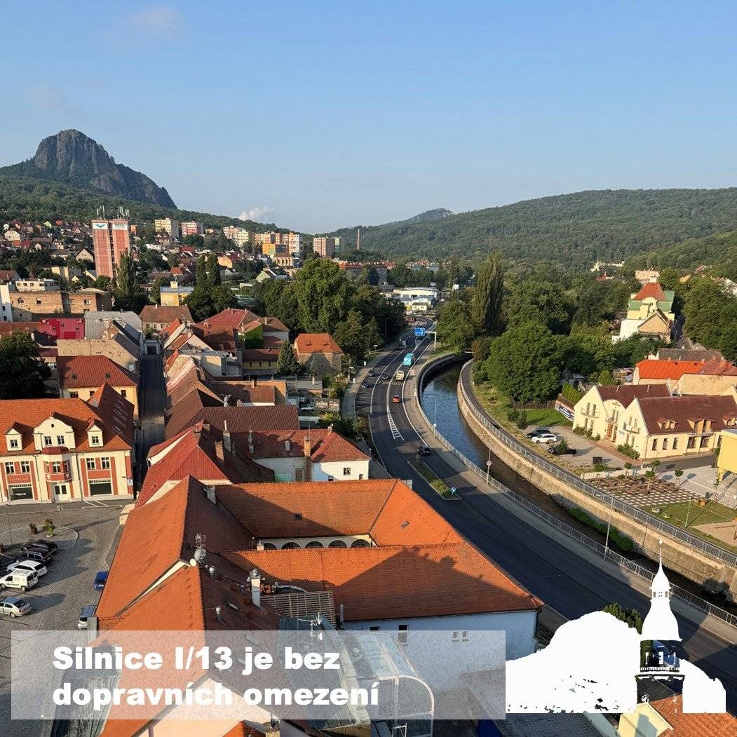 Vážení občané,    dovolujeme si Vás informovat, že silnice I/13 v Bílině je opět průjezdná bez dopravních omezení.     Rekonstrukce hlavního průtahu městem je dokončena a doprava je již vedena plynule v obou směrech.     V nejbližší době bude ještě provedeno vodorovné dopravní značení. Prosíme všechny řidiče, aby při těchto pracích dbali zvýšené opatrnosti, respektovali případné přechodné dopravní značení a pokyny pracovníků provádějících lajnování.     Děkujeme všem řidičům, obyvatelům i návštěvníkům města za trpělivost během celé rekonstrukce. Nový povrch komunikace přispěje k bezpečnější a pohodlnější jízdě.
