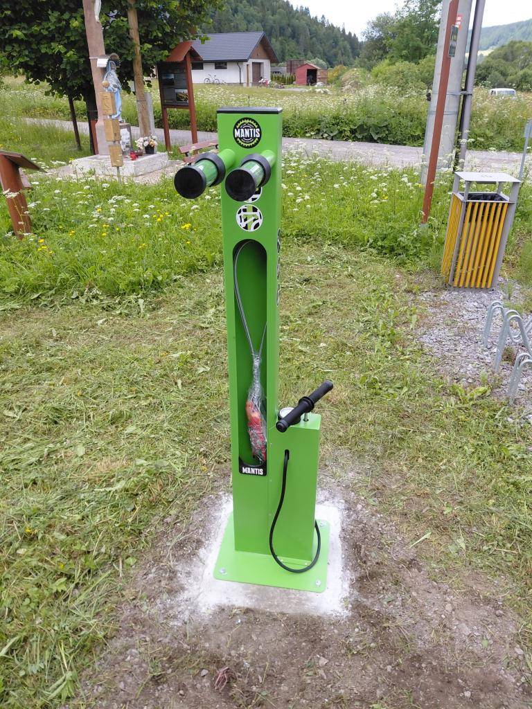 Nová cykloservisná infraštruktúra v Habovke vznikla vďaka spolupráci Klastra ORAVA a Ministerstva cestovného ruchu a športu SR. Obec Habovka sa tak stala jedným z miest, kde pribúda nová doplnková infraštruktúra pre cyklistov.