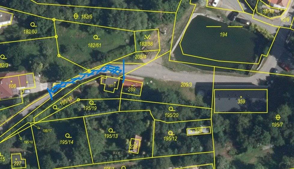 Milí spoluobčané, upozorňujeme na dočasnou uzavírku ulice Úzká (viz.příloha) v termínu od 20.07.2026 do 24.07.2026 z důvodu stavebních prací. Děkujeme za pochopení OÚ Větrušice