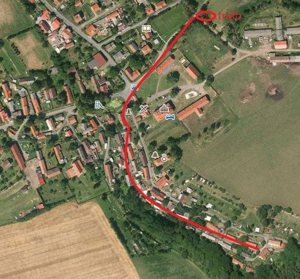 Vážení občané, společnost ČEZ bude na Skřivani  od 20.7.2026 provádět práce na posílení nadzemního elektrického vedení. V souvislosti s realizací stavby bude dočasně omezen průjezd ulicemi vyznačenými na přiloženém plánku. Prosíme všechny řidiče, aby dbali zvýšené opatrnosti a řídili se aktuálním dopravním značením. Žádáme všechny občany, aby po dobu realizace stavby respektovali pokyny stavbyvedoucího a pracovníků zajišťujících průběh prací. Zároveň prosíme, aby v úsecích, kde budou stavební práce probíhat, neparkovali svá vozidla, a umožnili tak bezpečný a plynulý průběh stavby. Děkujeme za pochopení, trpělivost a spolupráci.