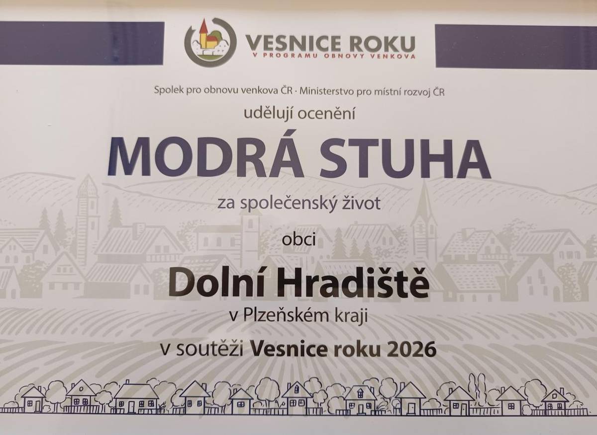 V soutěži Vesnice roku Plzeňského kraje 2026 jsme získali modrou stuhu za společenský život a inovace. K tomu dar ve výši 100.000,-Kč a dotaci 900.000,-Kč od Plzeňského kraje  a dotaci ve výši 800.000,-Kč od MMR ČR.  Děkujeme všem, kteří se na společenském životu v obci podílejí.