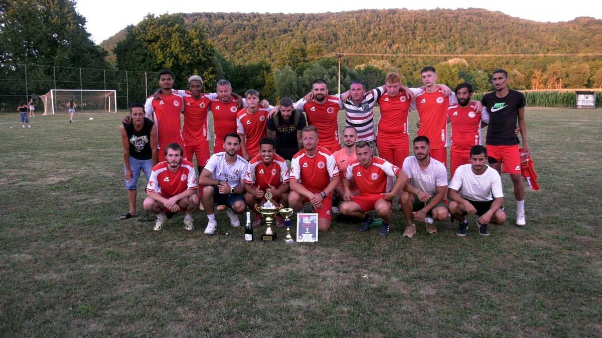 V sobotu 18/7/2026 sa v našej obci uskutočnil tradičný Turnaj o pohár starostu obce, ktorý priniesol množstvo pekných športových momentov, férových súbojov a výbornú atmosféru.  Víťazom turnaja sa stal TJ Družstevník Horné Semerovce.
