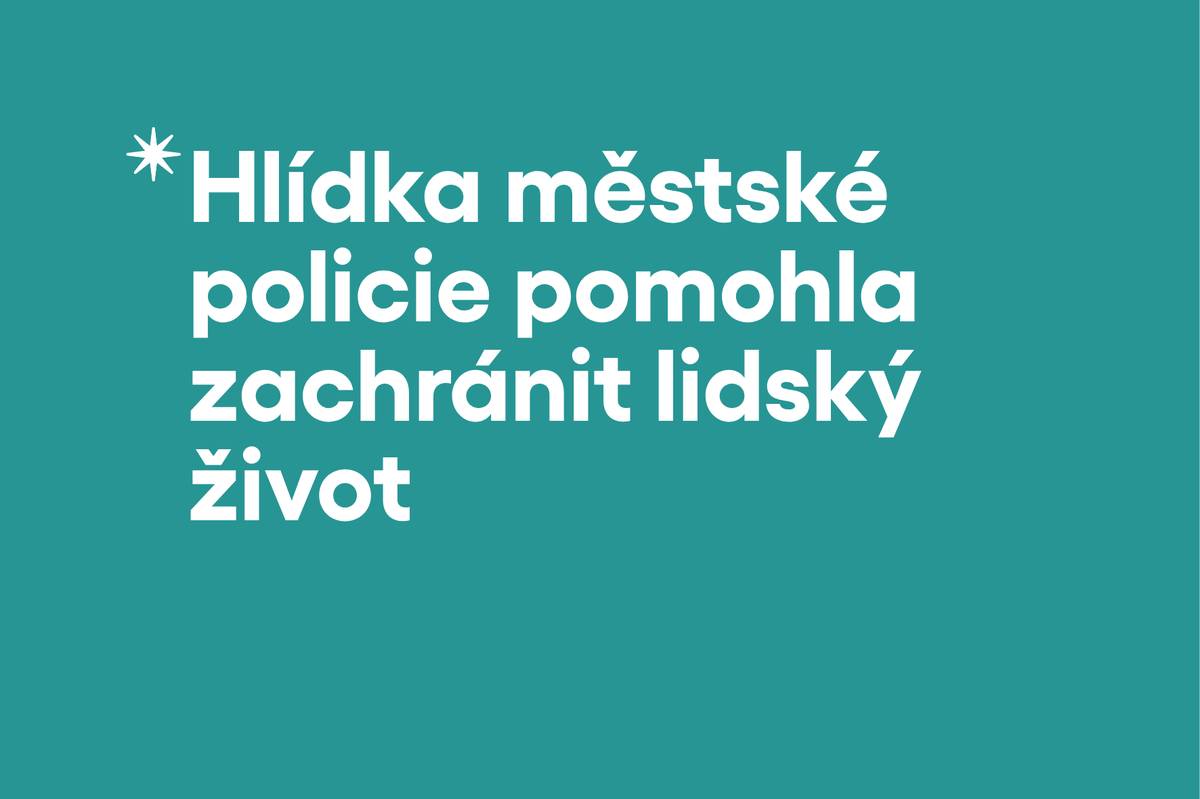 V pondělí 20. července 2026 zasahovala hlídka Městské policie Benešov v areálu Nemocnice Rudolfa a Stefanie u muže, u kterého došlo k náhlé zástavě srdce. Díky okamžitému zahájení resuscitace, použití automatizovaného externího defibrilátoru (AED) a následné spolupráci zdravotnické záchranné služby, Policie ČR i zdravotnického personálu se podařilo obnovit jeho základní životní funkce.
