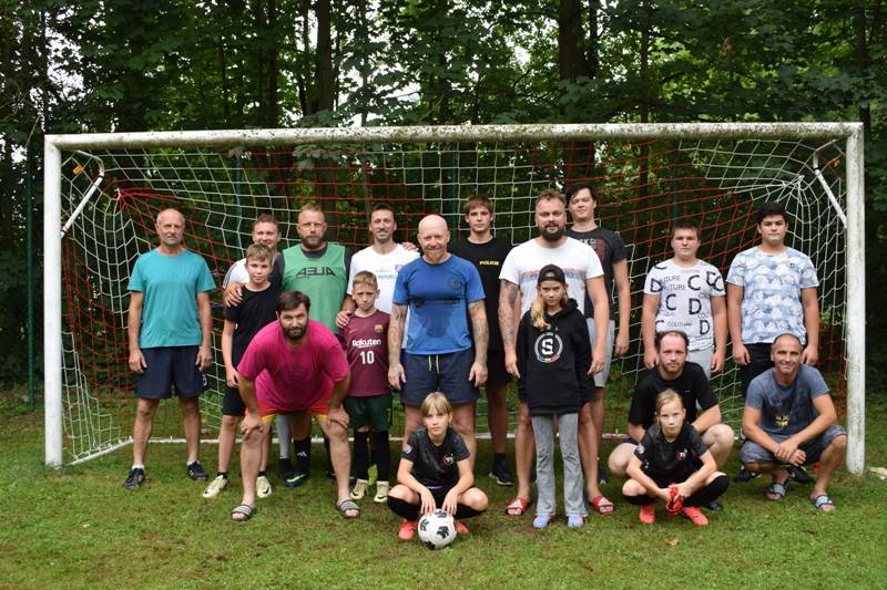Tradiční nedělní pouťový fotbal u Bílků - ROSEČ-RATIBOŘ