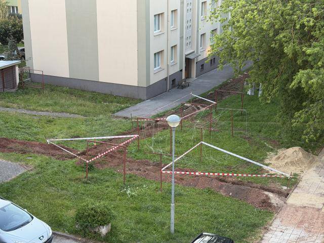 Od 1. srpna do 16. září 2026 budou v ulicích Kryblická, Zahradní Město a K Poříčské stráni probíhat zemní a montážní práce související s výstavbou inženýrských sítí.                               Číst dál...