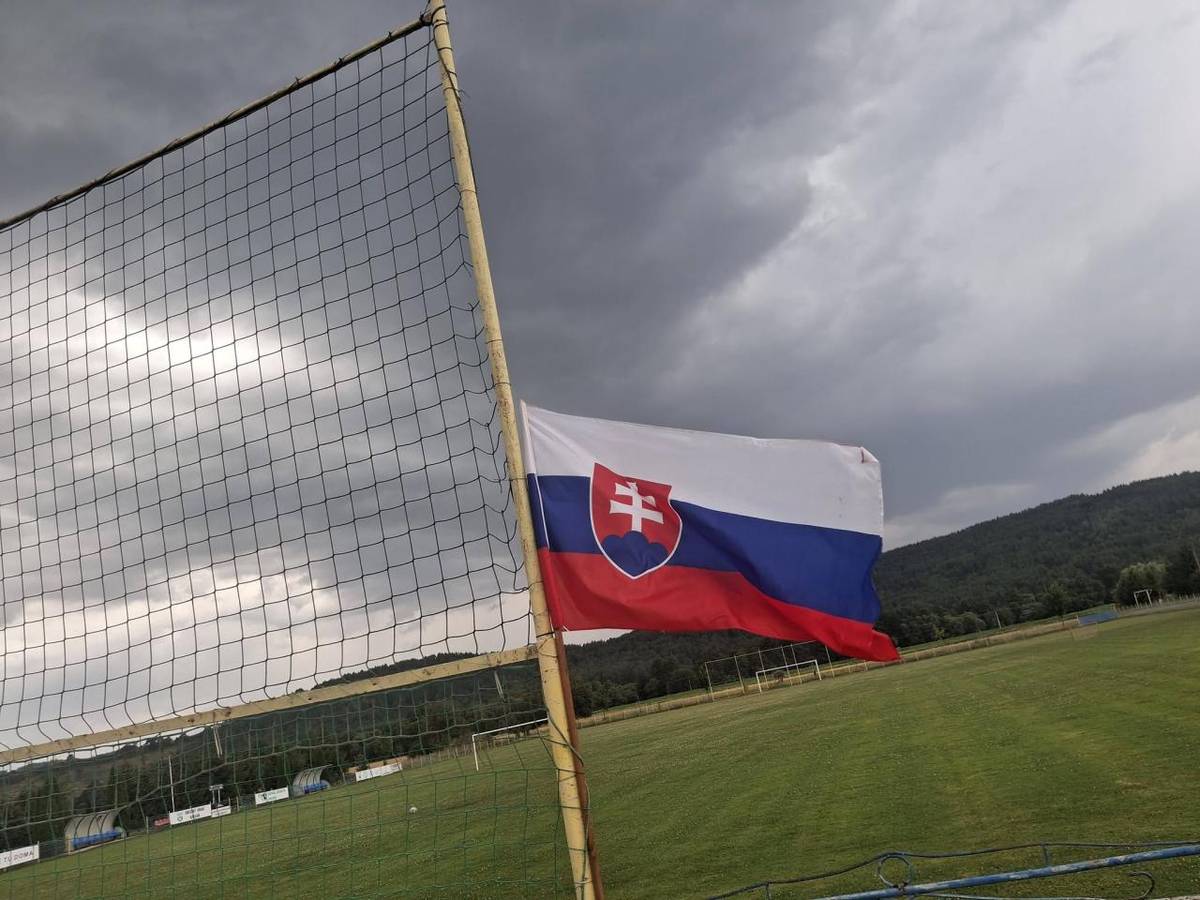 Vážení spoluobčania, milí členovia našich  klubov a organizácií, v mene celej našej obce a vo svojom vlastnom mene Vám chcem vyjadriť obrovské poďakovanie za úspešnú organizáciu tohtoročnej Vatry zvrchovanosti.
