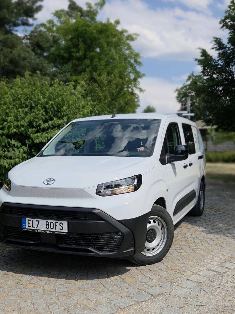 SeniorTaxi je i nadále určeno VÝHRADNĚ a POUZE pro občany Velké Bystřice.