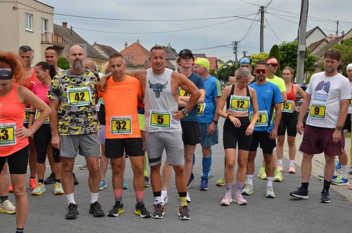 Bežecké preteky na 10 km v uliciach Trebatíc