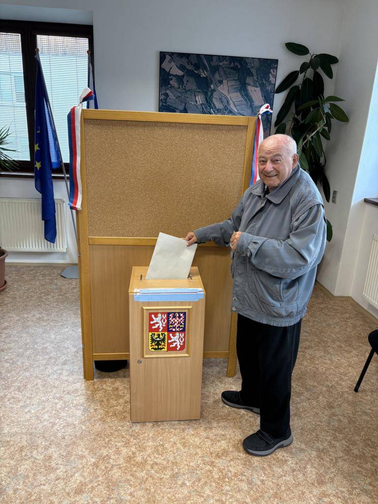 Účast 49,26%