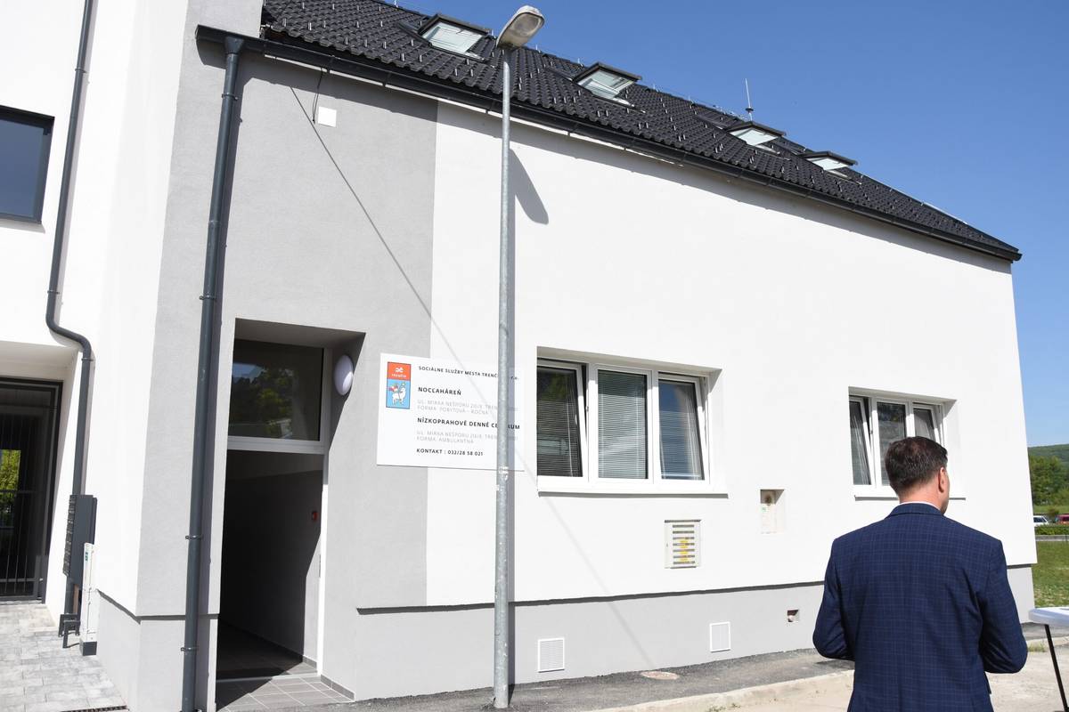 Sociálne služby mesta Trenčín, m.r.o, vyhlásili výberové konanie na obsadenie pozície terénny sociálny pracovník, pracovníčka pre cieľovú skupinu ľudia bez domova. Žiadosť treba podať do 12. augusta do 10.00 hodiny. Výberové konanie sa uskutoční 18. augusta 2026 o10.00 hod. v priestoroch Sociálnych služieb mesta na Piaristickej ulici  42 v Trenčíne - 5. poschodie, č. dverí 66a. Rozsah [...]Čítať viac...