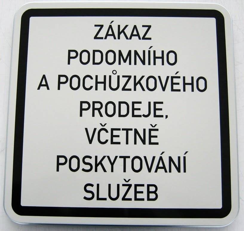 Upozorňujeme občany Velkých Němčic, že podomní prodej je v našem městysi zakázán. Pokud vás doma navštíví osoba nabízející zboží, služby, energie, tarify či jiné produkty bez předchozí domluvy, nejste povinni s ní jednat ani ji pouštět do domu. V případě výskytu podomních prodejců prosíme občany, aby byli obezřetní a tuto skutečnost oznámili na  Úřad Městyse Velké Němčice a Policii České republiky, linku 158. Děkujeme za spolupráci a ohleduplnost vůči ostatním občanům.