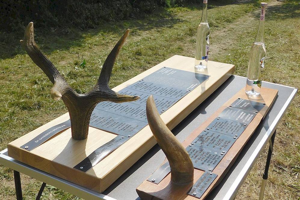 Cez tento víkend (24. - 26.7.2026) sa v Zuberci uskutočnia medzinárodné preteky v orientačnom behu o putovné trofeje Jelení paroh a kravský roh. Pretekov sa zúčastní viac ako 400 pretekárov nielen zo Slovenska, ale aj z Česka, Maďarska, Poľska, ale aj z Nórska a Austrálie.