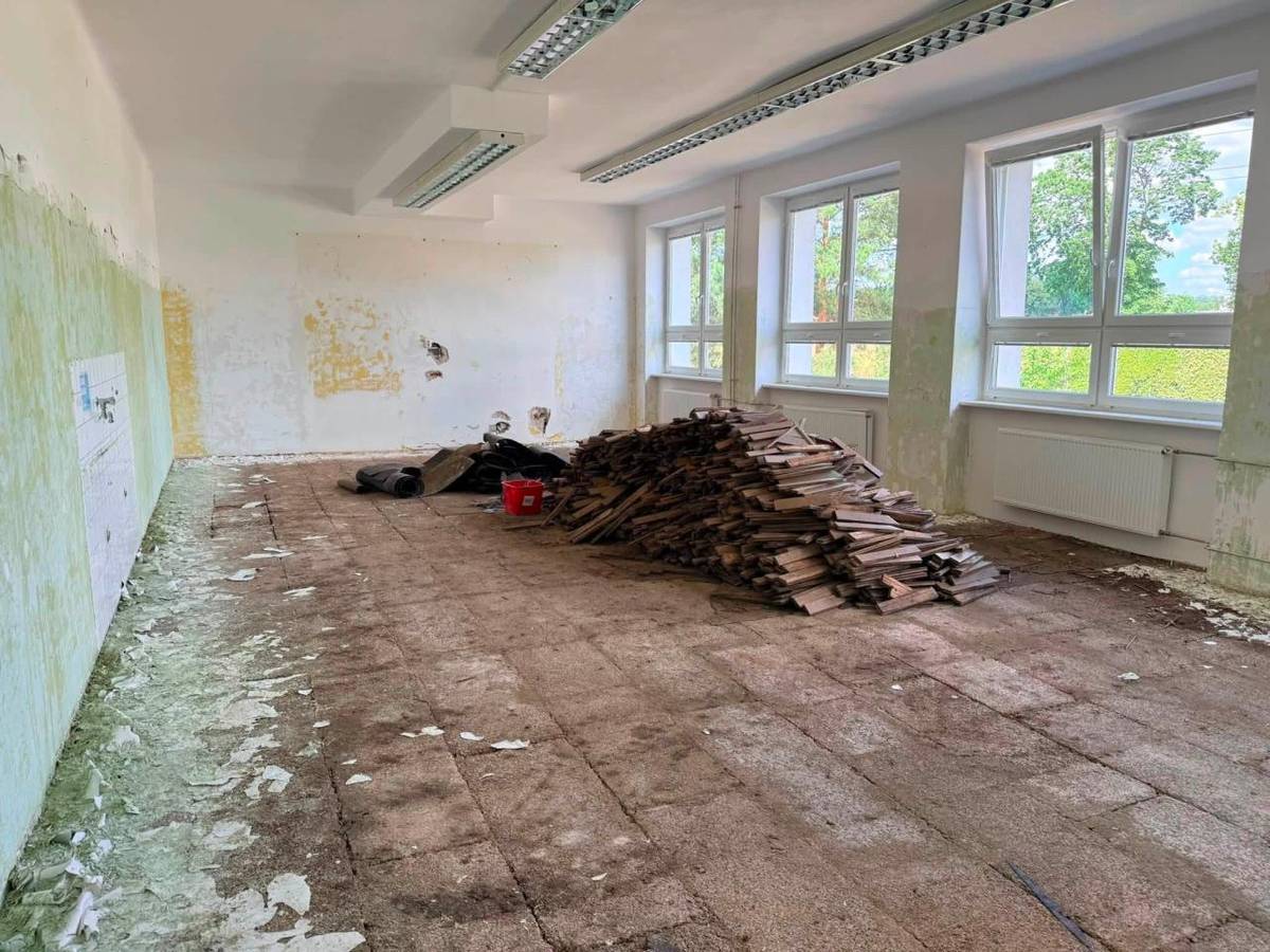 a to v rámci projektu  „Rozvoj vzdělávací infrastruktury v ZŠ a MŠ Vejprnice“.