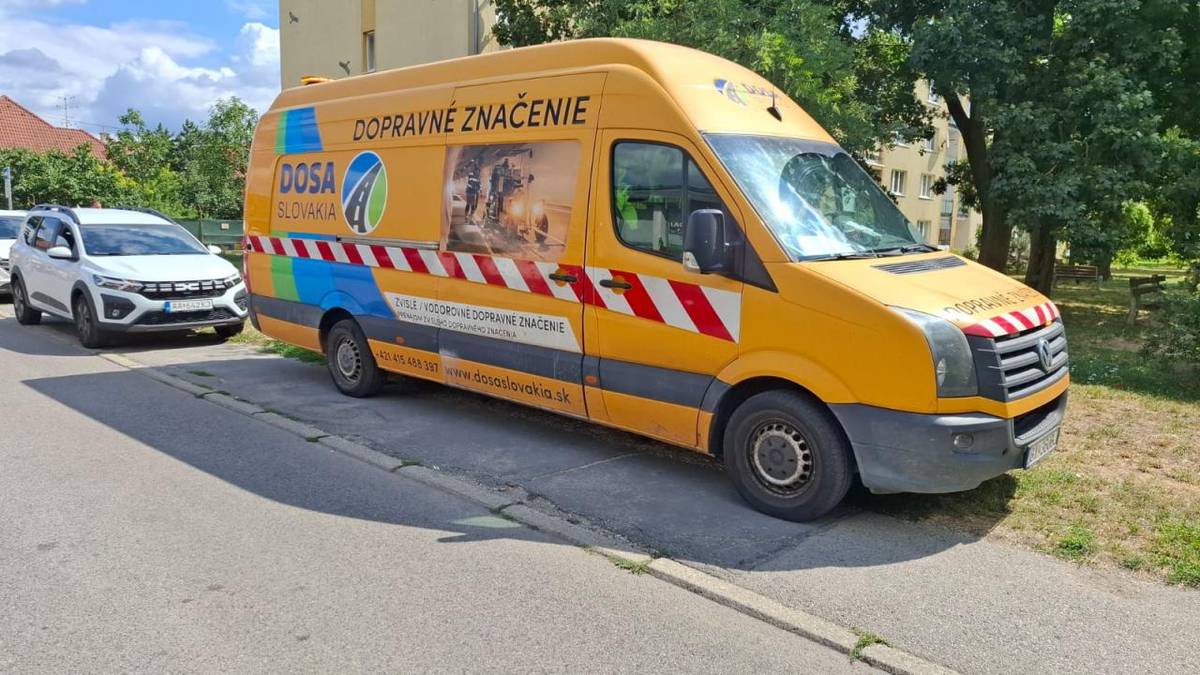 Mesto Piešťany realizuje na uliciach Lipová, Staničná a Zavretý kút úpravu organizácie dopravy. Cieľom zmien je zvýšiť bezpečnosť všetkých účastníkov cestnej premávky, sprehľadniť parkovanie a zlepšiť dopravnú situáciu v tejto lokalite.