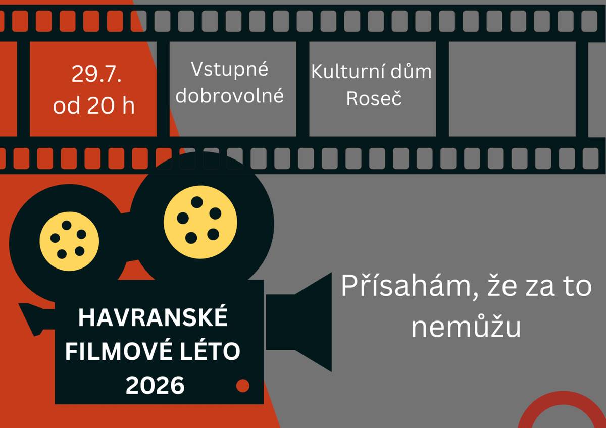 Promítání filmu v sále kulturního domu