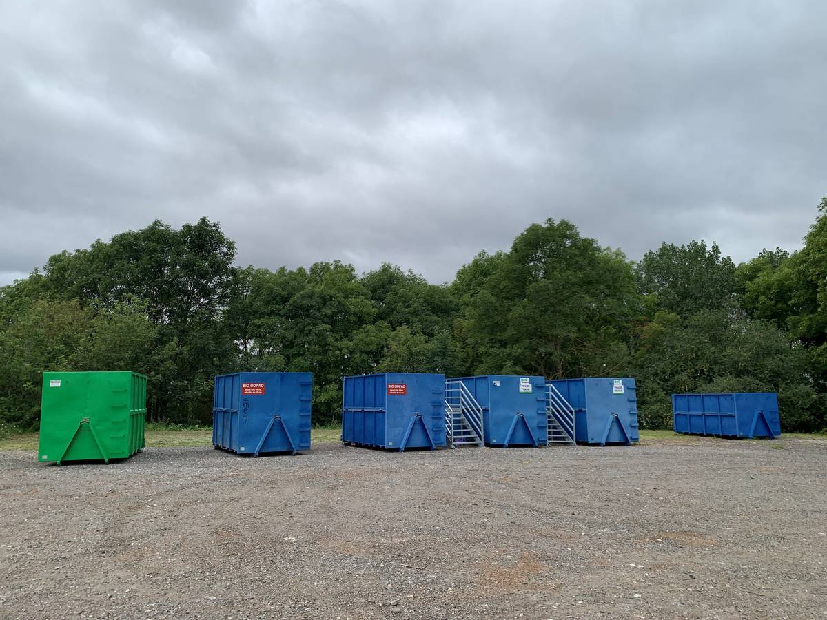 Informujeme občany, že kontejner na bioodpad, který byl dosud umístěn v ulici Na Výsluní, je nově trvale přemístěn do sběrného dvora II. „Čarodějnice“. Děkujeme za pochopení.
