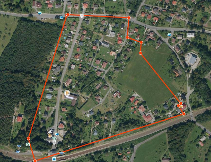 Z důvodu napojení nové přípojky bude v pondělí 3. 8. 2026 od 8:00 do 12:00 přerušená dodávka pitné vody v lokalitě okolo nádraží – viz mapka. V této souvislosti Vás prosíme o předzásobení pitnou vodou. Za vzniklou situaci se svým odběratelům omlouváme. Obec Kunčice pod Ondřejníkem
