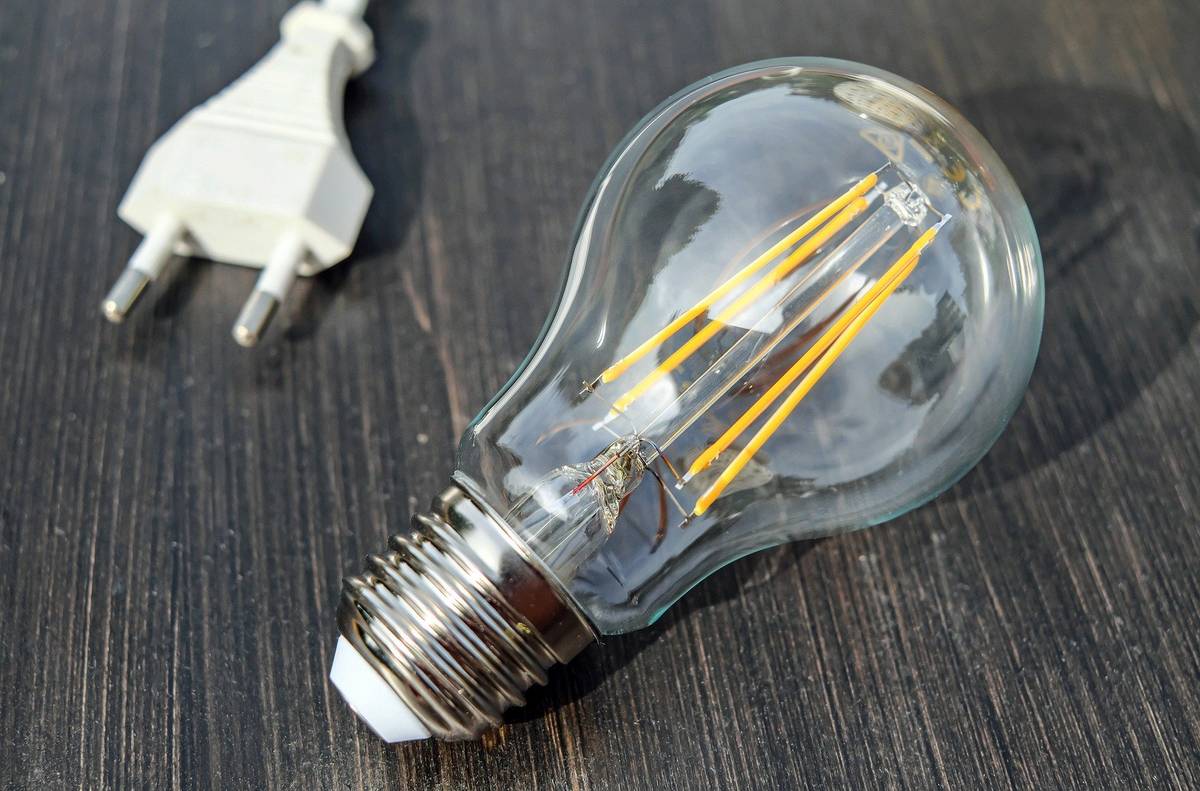 Z důvodu plánovaných prací na zařízení distribuční soustavy - rekonstrukcí, oprav, údržbových a revizních prací - bude přerušena dodávka elektrické energie dne 11.08.2026 od 07:00 do 16:30. Vypnutá oblast: ulice V Lavkách, ulice Zahradní od křižovatky s ul. Palackého po domy č.p. 304 a 305, ulice Palackého od domů č. 211 a 212 po její konec směr Újezd u Kunštátu Seznam OM:   Palackého, Čp. 183 Palackého, Čp. 184 Palackého, Čp. 196 Palackého, Čp. 211 Palackého, Čp. 212 Palackého, Čp. 321 Palackého, Čp. 396 Palackého, Čp. 398 Palackého, Čp. 399 Palackého, Čp. 455 Palackého, Čp. 479 Parcela 1682/6 Parcela 1683/103 Parcela 1722/40 Parcela 1722/42 Parcela 859/1 Pod Hlubnou, Čp. 550 Pod Hlubnou, Čp. 615 Pod Hlubnou, Čp. 617 V Lávkách, Parcela 1682/2 V Lávkách, Parcela 1683/43 V Lávkách, Parcela 1683/61 V Lávkách, Parcela 1722/38 V Lávkách, Čp. 231 V Lávkách, Čp. 237 V Lávkách, Čp. 238 V Lávkách, Čp. 239 V Lávkách, Čp. 260 V Lávkách, Čp. 270 V Lávkách, Čp. 271 V Lávkách, Čp. 354 V Lávkách, Čp. 490 V Lávkách, Čp. 491 V Lávkách, Čp. 500 V Lávkách, Čp. 501 V Lávkách, Čp. 543 V Lávkách, Čp. 545 V Lávkách, Čp. 548 V Lávkách, Čp. 554 V Lávkách, Čp. 555 V Lávkách, Čp. 585 V Lávkách, Čp. 586 V Lávkách, Čp. 592 V Lávkách, Čp. 594 V Lávkách, Čp. 597 V Lávkách, Čp. 612 V Lávkách, Čp. 618 V Lávkách, Čp. 622 Zahradní, Čp. 300 Zahradní, Čp. 304 Zahradní, Čp. 305 Zahradní, Čp. 307 Zahradní, Čp. 311 Zahradní, Čp. 322 Zahradní, Čp. 336 Zahradní, Čp. 338 Zahradní, Čp. 395 Zahradní, Čp. 452 Zahradní, Čp. 469 Zahradní, Čp. 525   EG.D, s.r.o., jako provozovatel distribuční soustavy je k provedení tohoto nezbytného kroku oprávněna na základě ustanovení § 25 odst. (3) písmeno c) bod 5 zákona č. 458/2000 Sb. ve znění pozdějších předpisů (energetický zákon). Žádáme odběratele el.energie o pochopení pro toto nezbytné omezení. Upozornění: V době přerušení dodávky elektřiny je nutné z důvodu bezpečnosti považovat energetické zařízení za zařízení pod napětím. Případné použití vlastního náhradního zdroje v době přerušení dodávky elektřiny je nutné předem vždy projednat se společností EG.D, s.r.o. Pro případné další informace volejte Nonstop linku EG.D 800 22 55 77 nebo navštivte www.egd.cz, kde najdete další informace o přerušení dodávek elektřiny. Děkujeme Vám za pochopení. EG.D, s.r.o.