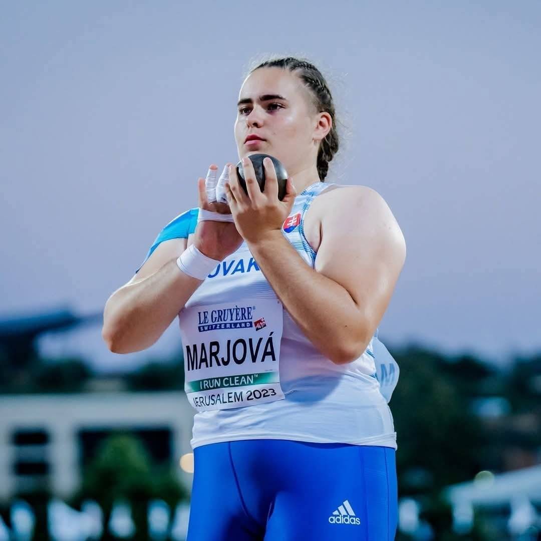 Monika Marjová a Adrián Baran sú majstrami Slovenskej republiky vo vrhu guľou za rok 2026 Blahoželáme našim talentovaným športovcom Monike Marjovej a Adriánovi Baranovi k zisku titulov majsterky Slovenskej republiky a majstra Slovenskej republiky vo vrhu guľou za rok 2026. Vaše mimoriadne športové výkony, odhodlanie, vytrvalosť a dlhoročná poctivá príprava priniesli zaslúženú odmenu v podobe najvyššieho domáceho titulu za rok 2026.  Prajeme Vám veľa zdravia, športového nadšenia, osobných úspechov a ďalších skvelých výsledkov doma i na medzinárodných podujatiach. Veríme, že tento úspech bude motiváciou aj pre mladú generáciu športovcov na celom Slovensku.  Monika Marjová a Adrián Baran, srdečne blahoželáme a sme na Vás hrdí! Obec Nižný Hrušov