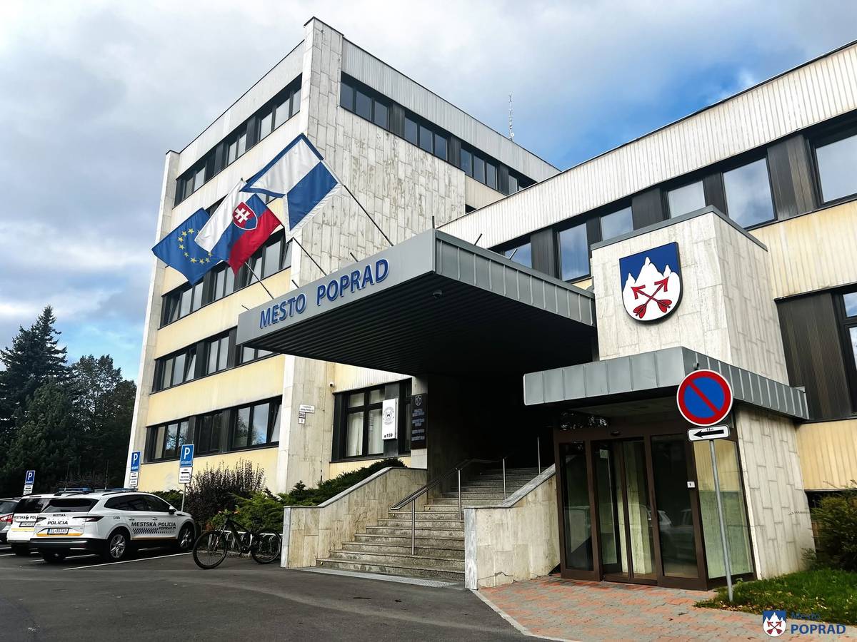 Dňa 05.08.2026 bude Mestský úrad otvorený do 12.00 hod. Od 12.00 do 17.00 hod. bude Mestský úrad z technických príčin ZATVORENÝ.  Dňa 07.08.2026 bude STRÁNKOVÝ DEŇ a Mestský úrad otvorený do 15.00 hod.  Oznam o zmene úradných hodí
