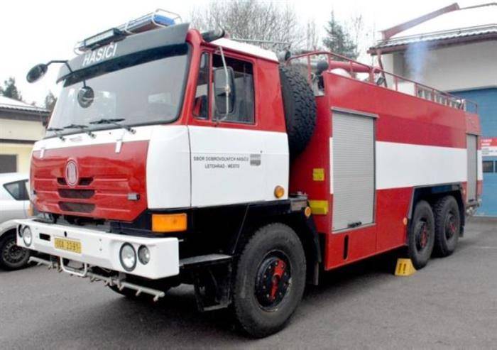 Město Letohrad nabízí k prodeji automobilovou stříkačku CAS32-T-815, rok výroby 1989. Vůz je nepoškozený, bezvadně udržovaný a plně funkční. V případě zájmu kontaktujte tel. číslo: 724 288 255.