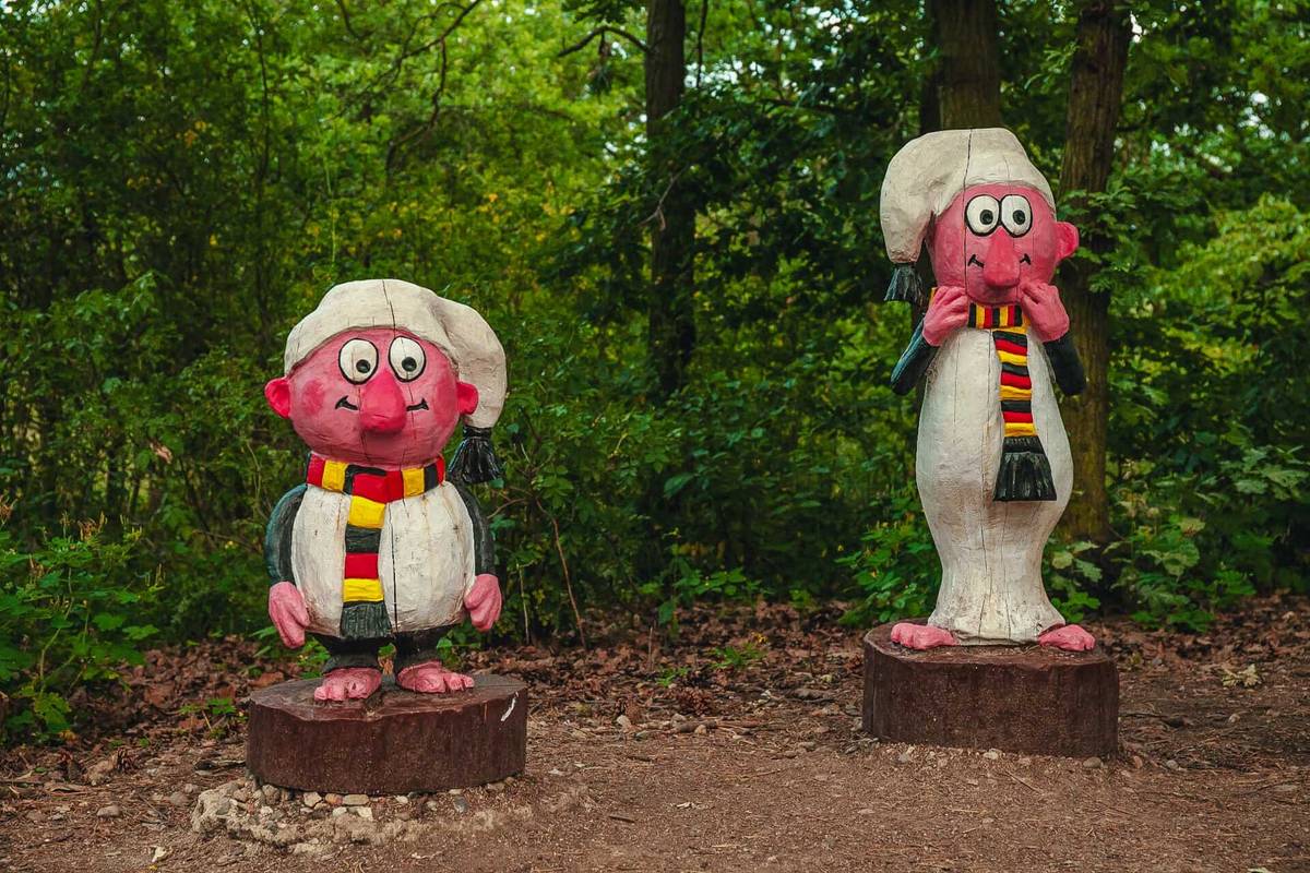 Na akci Pohádkový les se hledají šikovní dobrovolníci, kteří pomohou vytvořit pohádkovou atmosféru. 📅 12. 9. 2026 ⏰ 13:00–16:00 hod. 🎭 Kostým vlastní Zájemci se mohou ozvat na telefon 606 037 889- p. Andrš.