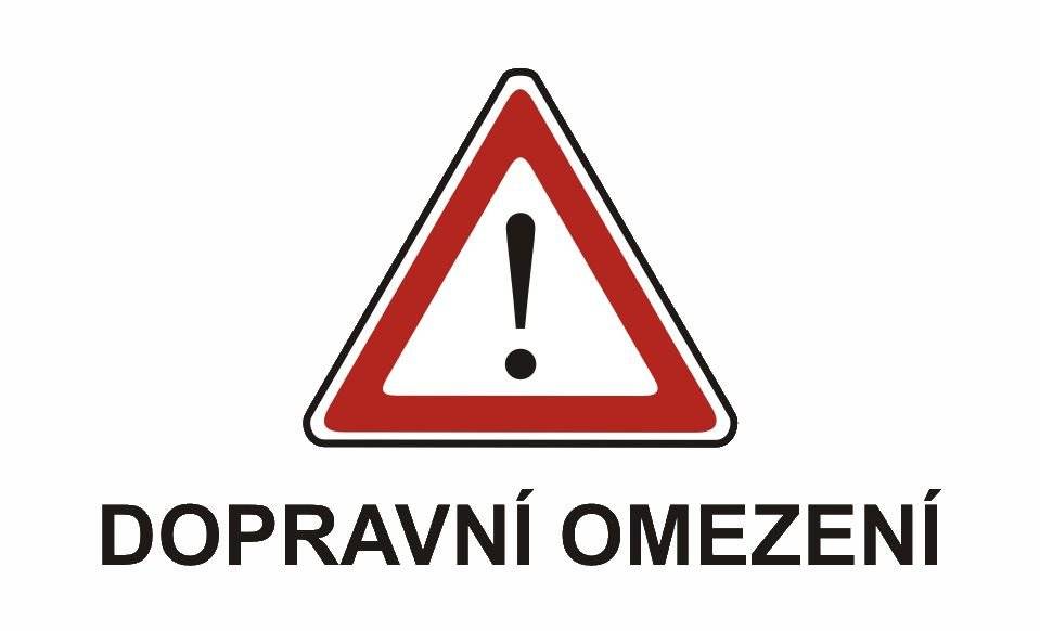 Informujeme, že ve dnech 25. 8. 2026 a 10. 9. 2026  bude uzavřen levý jízdní pruh pravého jízdního pásu v km 73,950 - 74,240 (směr Frýdek-Místek - Polsko) a levý jízdní pruh levého jízdního pásu v km 74,240 - 74,050 (směr Polsko - Frýdek-Místek).    V době od 25. 8. 2026 do 1. 9. 2026 bude uzavřen pravý jízdní pás v km 74,150 - 74,660 (směr Polsko). Doprava bude vedena v levém jízdním pásu a bude řízena kyvadlově pomocí světelného signalizačního zařízení. Ze silnice II/468 ul. Karvinská bude uzavřen nájezd na silnici I/48 směr Frýdek-Místek a Bielsko-Biala. Objízdná trasa bude vedena dále po silnici I/67 směr Chotěbuz. Po silnici III/4686 ul Chotěbuzská a místní komunikaci ul. Chotěbuzská přes Chotěbuz na silnici I/48. Pro směr Bielsko-Biala bude objízdná trasa pokračovat po silnici I/48 směr Frýdek-Místek na mimoúrovňovou křižovatku 72 Český Těšín - západ a dále po silnici I/11 zpět na silnici 1/48 směr Polsko.  Ze silnice I/48 nebude možné odbočit z okružní křižovatky směr Karviná, Český Těšín. Ve směru od Polska bude objízdná trasa vedena dále po silnici I/48 směr Frýdek-Místek na mimoúrovňovou křižovatku 72 Český Těšín - západ, dále po silnici I/11 zpět na silnici I/48 směr Polsko. Ve směru od Frýdku-Místku bude objízdná trasa vedena dále po silnici I/48 směr Polsko za okružní křižovatku, dále ze silnice I/48 odbočením vlevo na místní komunikaci ul. Chotěbuzská a přes Chotěbuz po silnici III/4686 ul. Chotěbuzská na silnici I/67 směr Karviná a Český Těšín. V době od 2. 9. 2026 do 9. 9. 2026 bude uzavřen levý jízdní pás v km 74,150 - 74,660 (směr Polsko). Doprava bude vedena v pravém jízdním pásu a bude řízena kyvadlově pomocí světelného signalizačního zařízení. Ze silnice II/648 ul. Karvinská, respektive 1/48 nebude možné odbočit přes okružní křižovatku ve směru na Bielsko-Biala a ze silnice I/48 ve směru od Polska nebude možné odbočit z okružní křižovatky směr Karviná, Český Těšín. Objízdná trasa bude vedena dále po silnici I/48 směr Frýdek- Místek na mimoúrovňovou křižovatku 72 Český Těšín - západ a dále po silnici I/11 zpět na silnici I/48 směr Bielsko-Biala, Karviná, Český Těšín. Důvodem dopravního omezení je oprava povrchu silnice 1/48, jejímž vlastníkem je Česká republika a jejím majetkovým správcem je Ředitelství silnic a dálnic ČR.