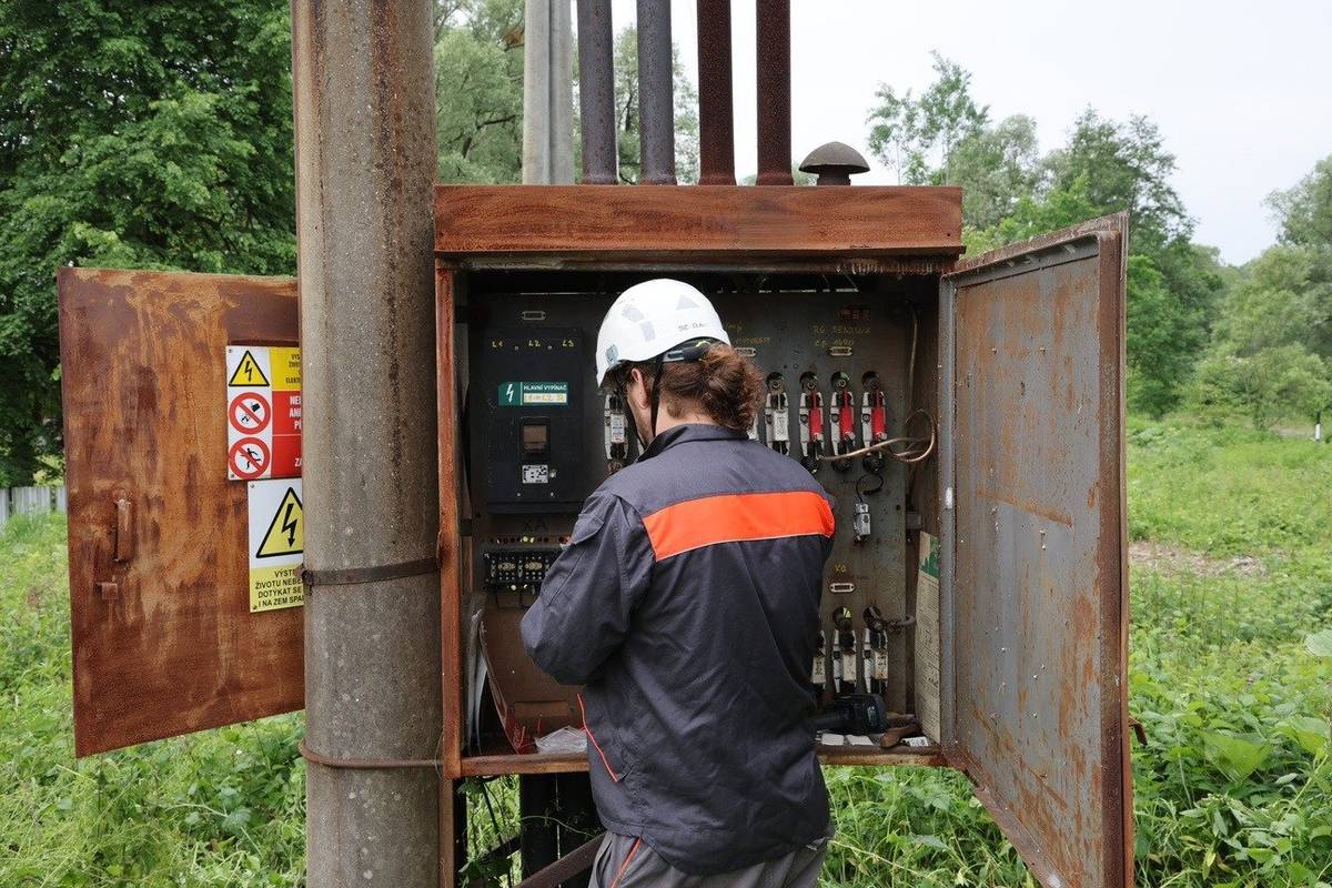 Jménem provozovatele distribuční soustavy společnosti ČEZ Distribuce, a.s. informujeme o plánovaném přerušení dodávky elektřiny v pátek 28. srpna 2026 od 7:30 do 17:00 hodin v části města Prostřední Suchá  Budovatelů č. o. 1, 3, 4, 4a, 5, 6, 6a, 7-11, 11a, 12-19, 19a, 20, 21, 23 Dělnická č. o. 60, 62a, 62b, 62c, 64, 66a U Hřiště č. o. 12, 14, 15, 15a, 17 č. p. 1418 plánovaná odstávka č. 110061110918