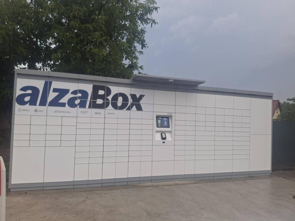 Informujeme občany, že se v naší obci rozšířily možnosti využití výdejních boxů. Nově je u čp. 57 v Havrani k dispozici také AlzaBox. ????    Věříme, že nový výdejní box občanům usnadní vyzvedávání zásilek a přinese další pohodlnou možnost doručování přímo v obci.
