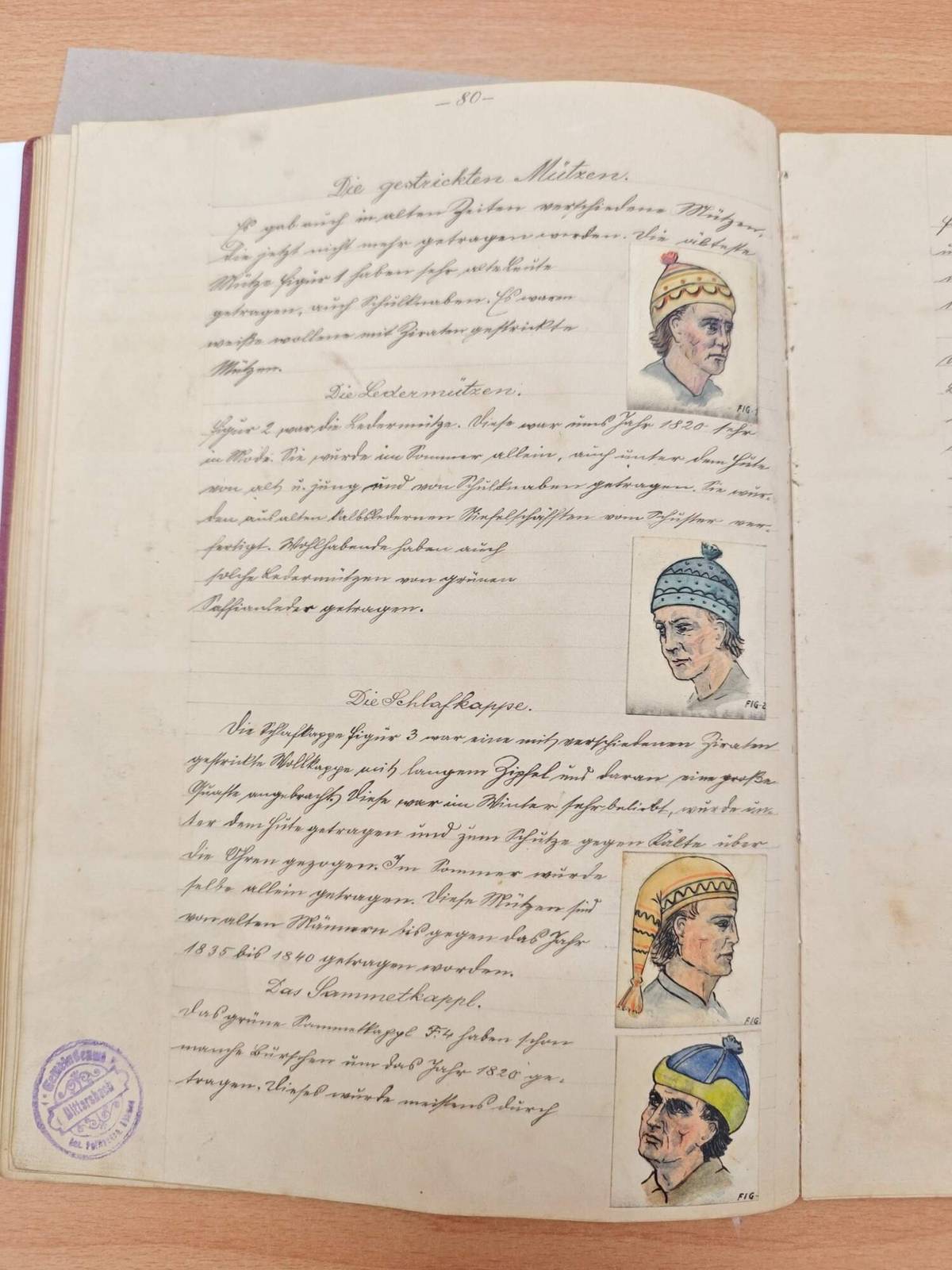 Minulý týden při návštěvě Státního okresního archivu Svitavy se sídlem v Litomyšli, bylo umožněno vedoucím archivu panem Mgr. Josefem Kopeckým nahlédnutí do originálů obecních kronik, které se zde nacházejí. Jedná se o: Kroniku obecné školy ve Stašově z let 1932 – 1938 – psaná česky – popisuje založení české školy v roce 1932, a snaha Němců o její uzavření, ochrana školy, podvod při nuceném prodeji českého majetku 1935, ohrožování Čechů Němci a zakončení vyučování v roce 1938, školní statistiky Obecní kronika 1918 – 1924 – psaná německy – plány obce, dějiny svojanovského a bysterského panství, berní rula, seznamy držitelů usedlosti, historické události, zápisy o učitelích, volby, požáry, epidemie. Kronika je krásně ilustrovaná Obecní kronika 1924-1930 – psaná německy – postavení pomníku obětem I. světové války, přelet vzducholodi Graf Zeppelin 1929, zaznamenám počátek hospodářské krize 1929, veřejné oslavy, záznamy o německé škole Obci bylo přislíbeno naskenování všech originálů kronik.   Nyní se připravuje k tisku německy psaná kronika – 700 let Stašova, jejíž vydání je předpokládáno ke konci roku 2026. Později by se mohlo na tuto kroniku navázat překlady výše uvedených německých kronik a vydání školní české meziválečné kroniky. Zastupitelstvo se na svém posledním jednání dohodlo, že kronika bude distribuována zdarma v počtu 1 výtisku a dům, kde má někdo trvalý pobyt. Další výtisky bude možné zakoupit za nákladovou cenu. Více fotografií ve fotogalerii