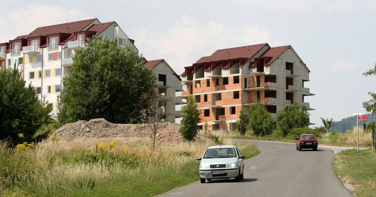 PETÍCIA za zachovanie existujúcej prístupovej cesty III/2416 na Pršiansku terasu a Horné Pršany a proti jej uzatvoreniu bez preukázania zákonných dôvodov a nevyhnutného verejného záujmu