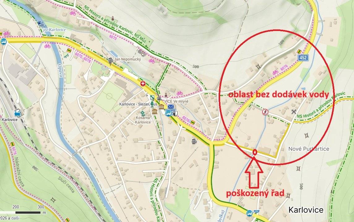 Vážení občané a vlastníci nemovitostí,  z důvodu opravy poškozeného vodovodního potrubí v korytě Kobylího potoka je v současné době omezena dodávka pitné vody. V průběhu opravy dojde k úplnému přerušení dodávky pitné vody. Podle předpokladů by měla být porucha odstraněna ještě dnes. Na mapce je vyznačena oblast, které se tato porucha týká.  Děkujeme za pochopení a trpělivost.