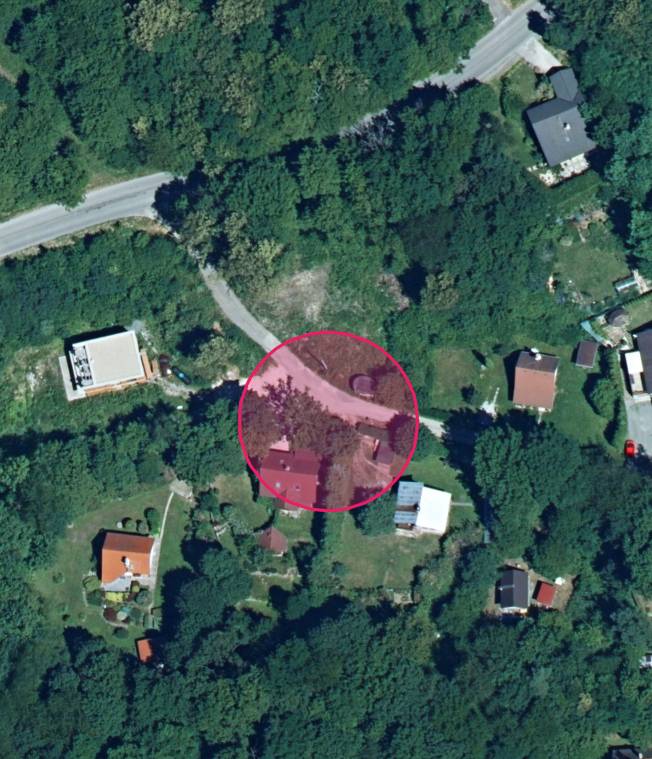 Vážení chatári a návštevníci rekreačnej oblasti, dovoľujeme si vás informovať, že vo štvrtok 3. septembra 2026 bude v čase od cca 7:00 hod. do cca 11:00 hod. obmedzený, prípadne úplne uzatvorený prístup k rekreačným chatám podľa priloženej situácie.