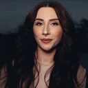 Valerie Tkadlčíková strávila v nemocnicích s dcerou šest let. Teď spouští Rodičovský manuál
