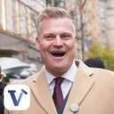 Prezident stále chybí, návrat do kampaně hlásí Turek s lízátkem